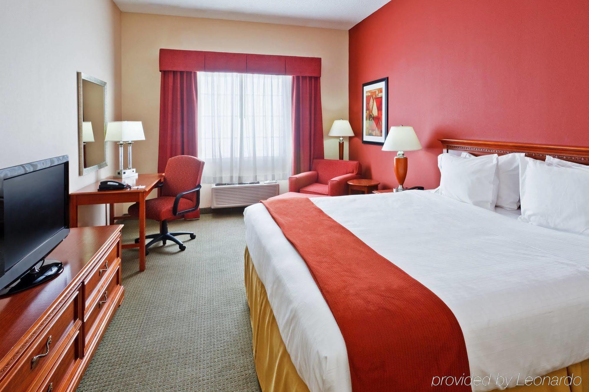 Holiday Inn Express Hotel & Suites Manchester Conference Center By Ihg Eksteriør billede